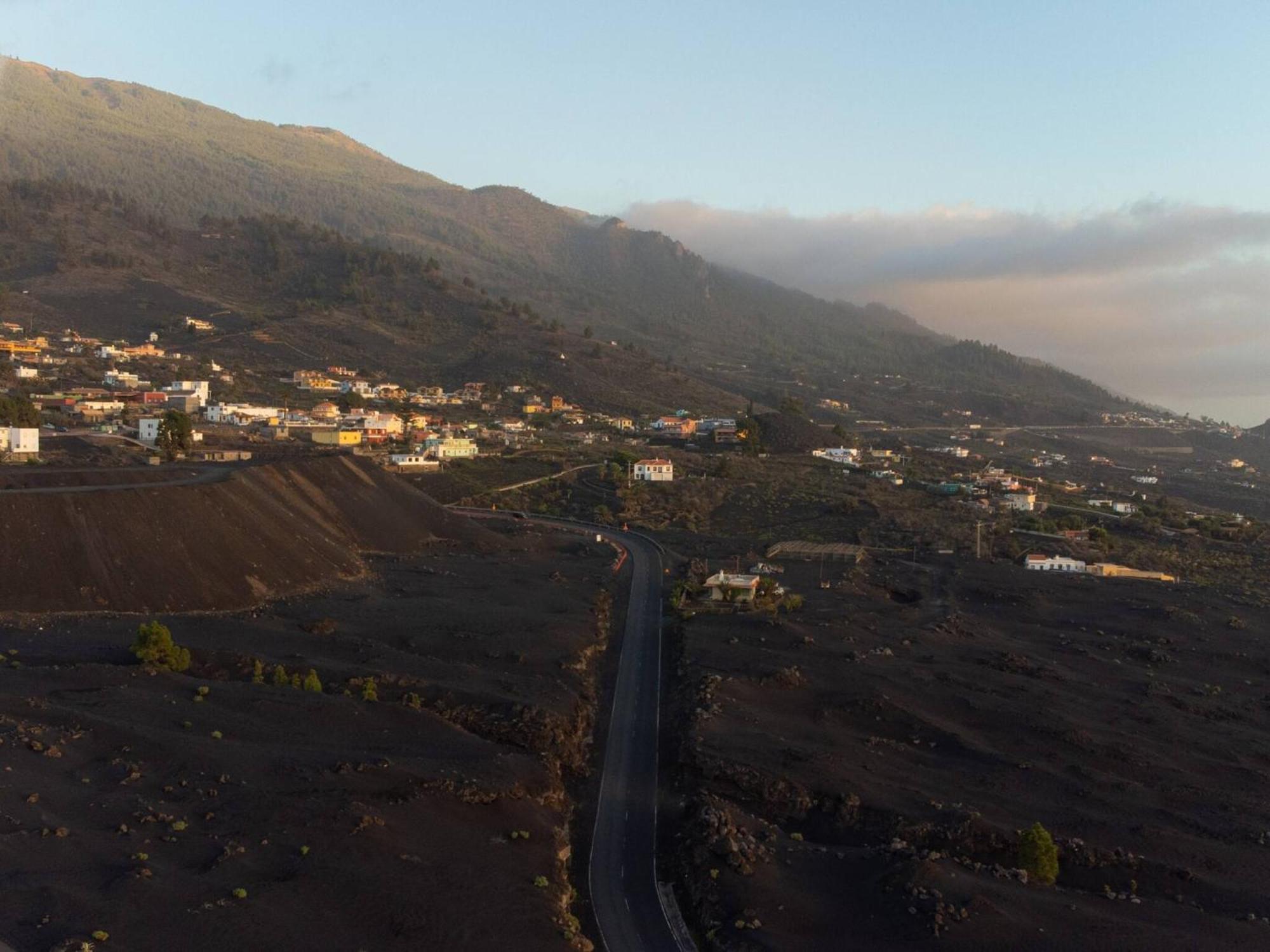 Finca Las Huellas - Moderno Apartamento Con Vistas Al Mar Y Al Volcan Los Llanos De Aridane Exterior foto